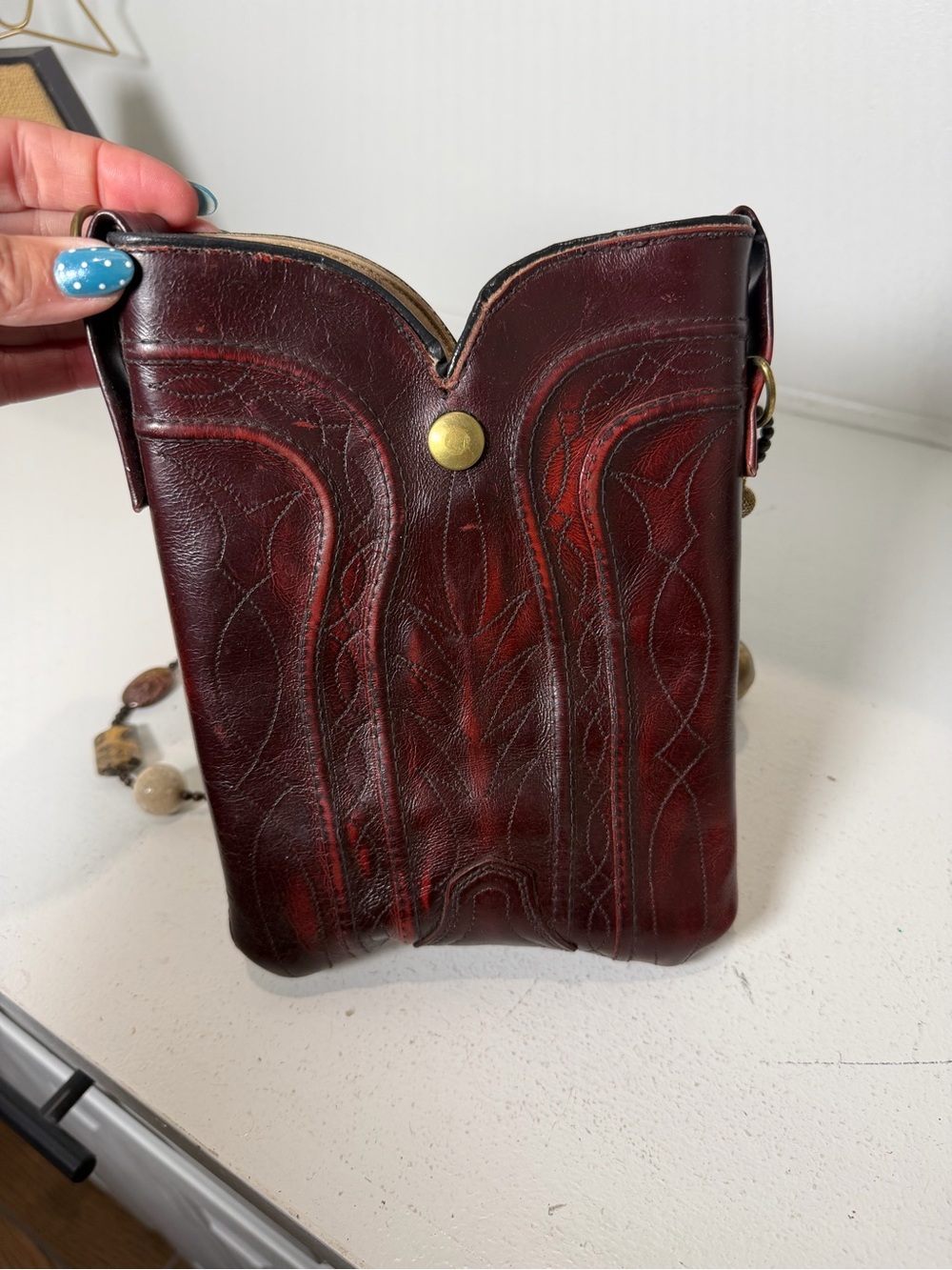 Dingo Western Crossbody Bag Burgundy Leather Cowboy Boot Purse Beaded Strap - Picture 4 of 8